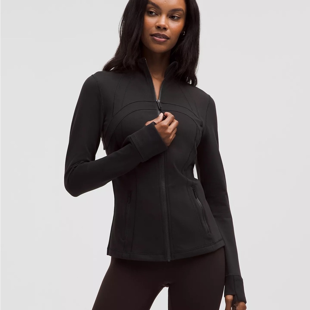 BRAND NEW - LULULEMON - Define Jacket Lion - Women’s Black Jacket - Size 8